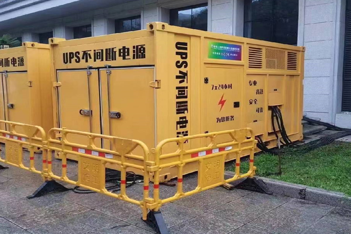 旬阳发电机租赁施工现场